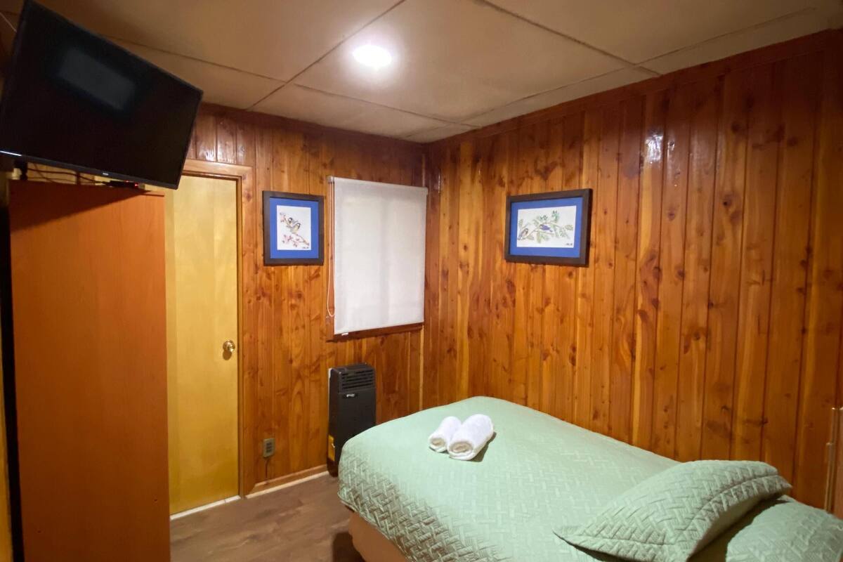 Basic Room, 1 Twin Bed | Free WiFi