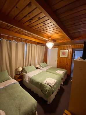 Standard Triple Room | Free WiFi