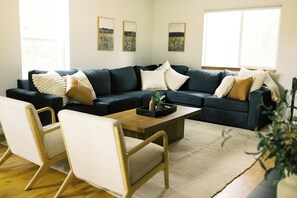 Smart TV, fireplace, video games