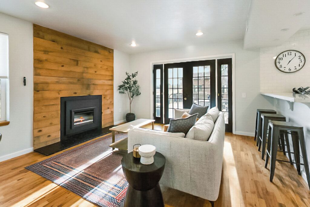 Smart TV, fireplace, video games