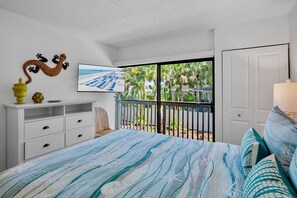 2 bedrooms, iron/ironing board, internet, bed sheets