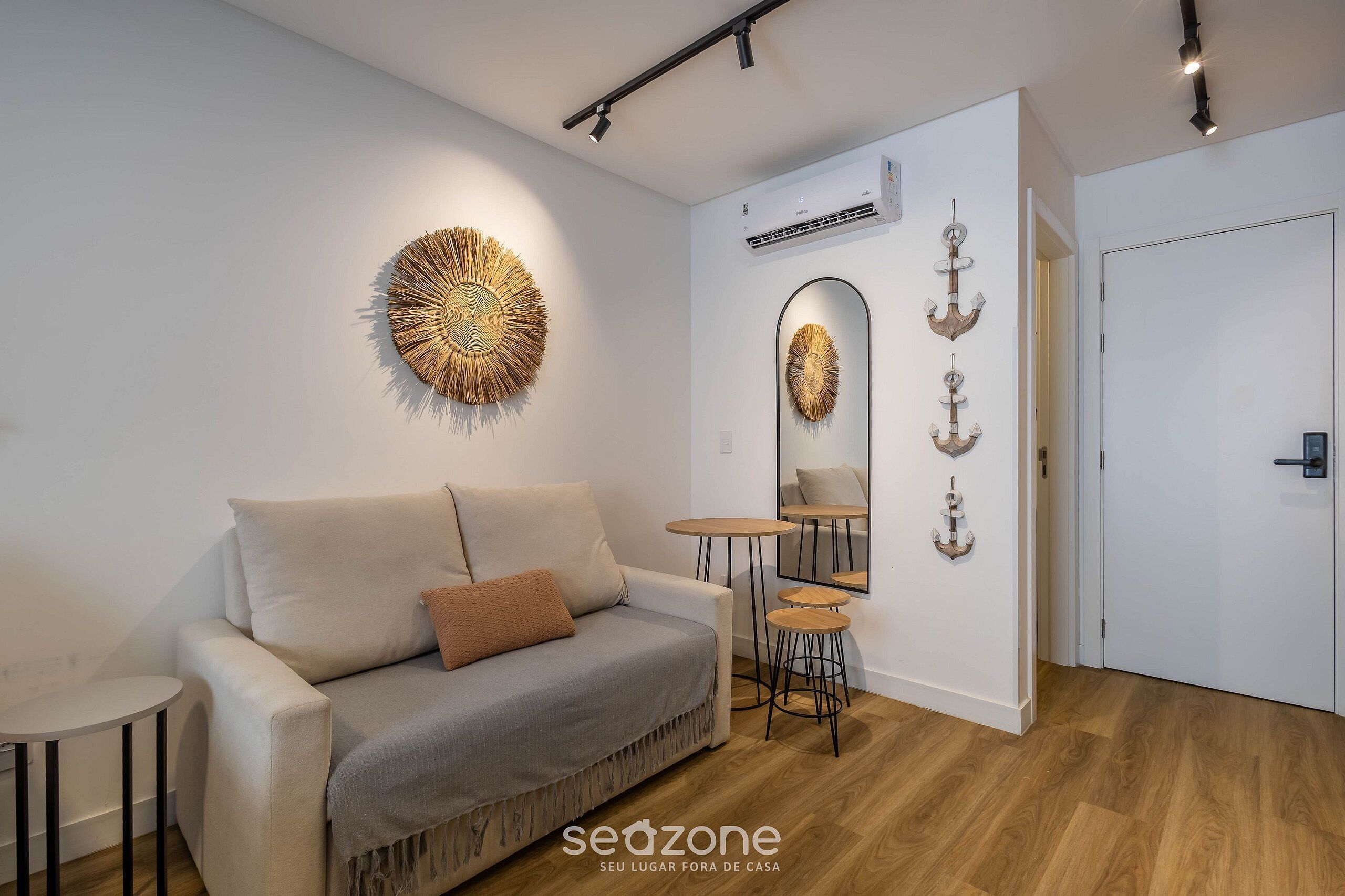 Basic Apartment | Interior