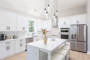 Fridge, microwave, oven, stovetop - Modern Home in the Heart of KDH, Minutes to Beach (Kill Devil Hills)