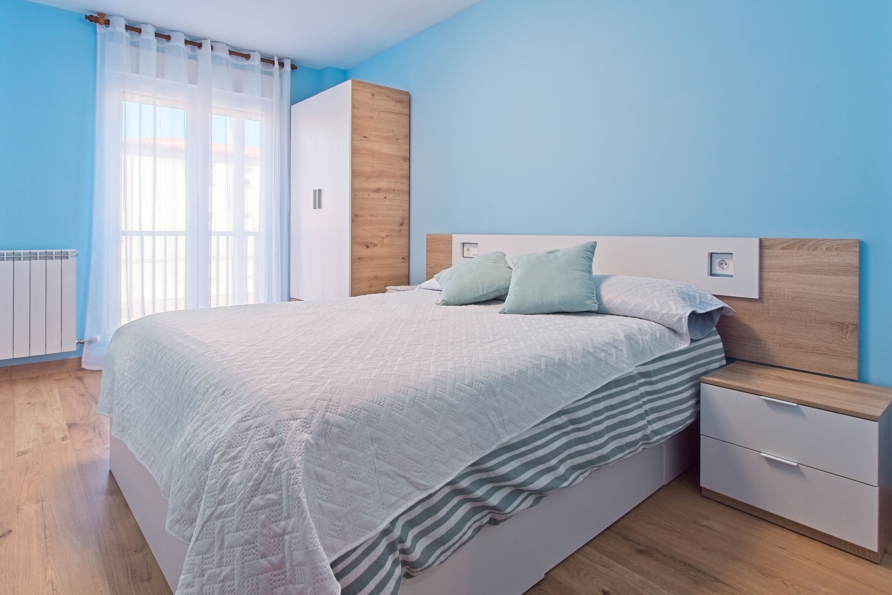 3 dormitorios, tabla de planchar con plancha, wifi y ropa de cama