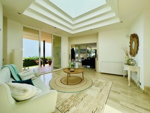 TV, fireplace, ping pong - Miravall CostaBravaSi - Views, pool, AC, rest (Platja d'Aro)