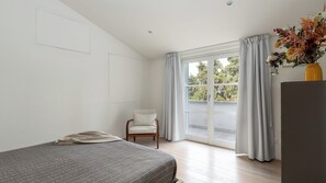 6 chambres, fer et planche à repasser, Wi-Fi gratuit, draps fournis