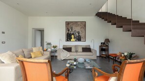 Smart TV, tenis de mesa y estéreo 