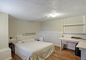 3 chambres, bureau, fer et planche à repasser, Wi-Fi gratuit