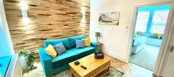 Modern 2 Bedroom Apartment with Garden in Southend