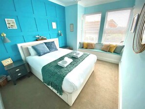 2 slaapkamers, een bureau, een strijkplank/strijkijzer, wifi