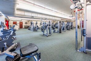 Condo, 1 King Bed (Majestic Beach Towers 1-715) | Fitness facility