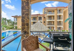 Property grounds - Oceanview Beachfront Condo | Jaco Beach (Jacó)