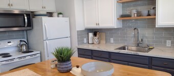 Charming 4-bedroom light and open concept house with in a good area of Spokane