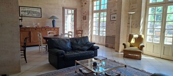 In the heart of the Sauternes crus classés, the Maison de Grand Pierre