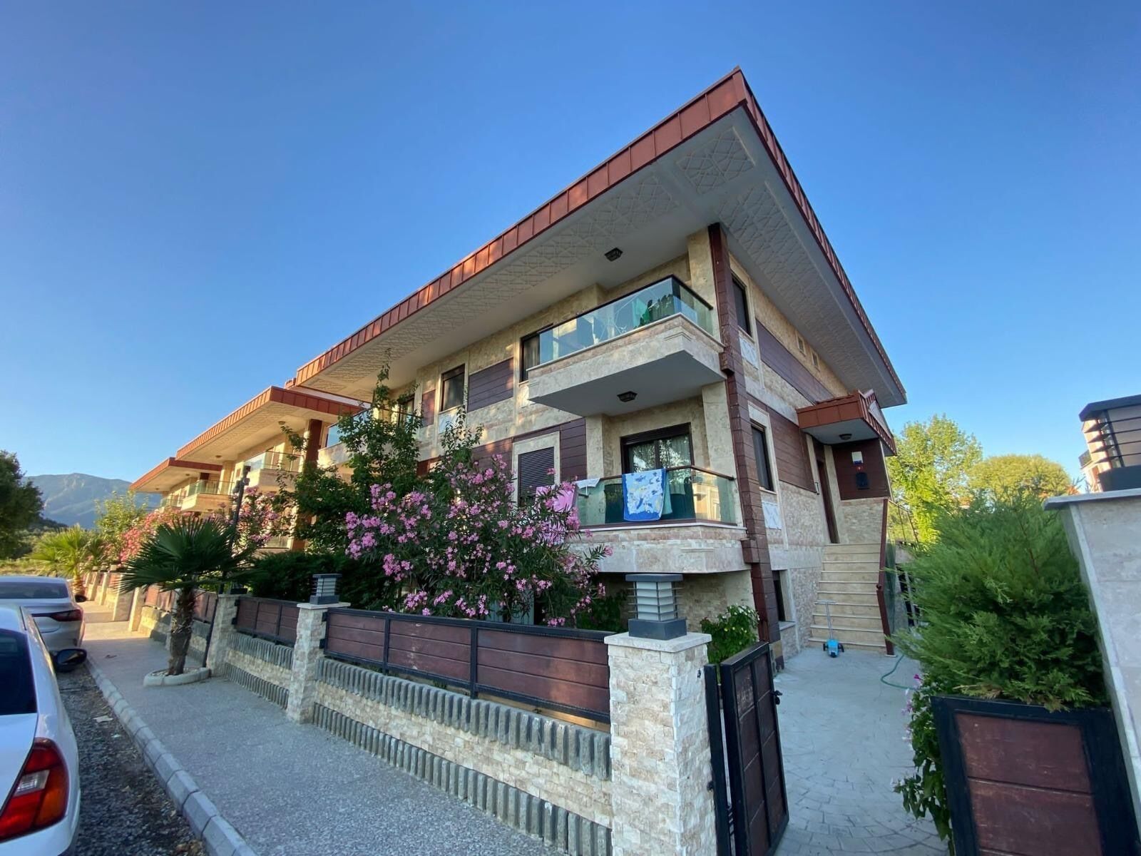 Bagian depan properti