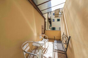 Comfort Apartment | Terrace/patio - Brand new apartment in Florence by MMega (Florence)