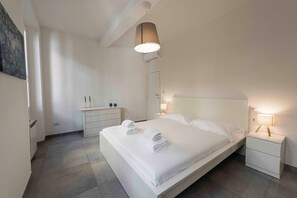Comfort Apartment | Iron/ironing board, free WiFi - Brand new apartment in Florence by MMega (Florence)