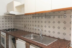 Private kitchen - M048 – Marcelli, three-room apartment with sea view and garden (Marcelli)