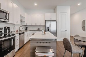 Fridge, dining tables - Landing | Stunning 3BD, Gym (Davenport)