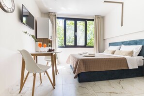 Espace de travail pour ordinateur portable, rideaux occultants