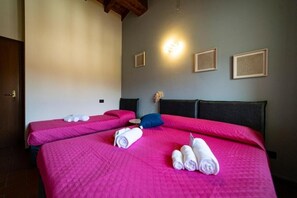 3 makuuhuonetta, silitysrauta/-lauta, Wi-Fi, vuodevaatteet