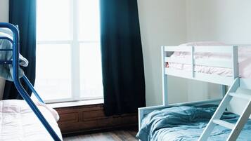 3 chambres, fer et planche Ă repasser, Wi-Fi, draps fournis