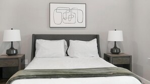 1 chambre, bureau, fer et planche à repasser, Wi-Fi