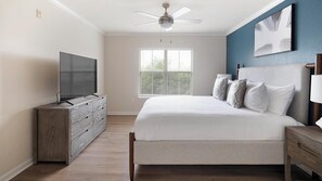 2 bedrooms, desk, iron/ironing board, WiFi - Landing | Stylish 2BD, Courtyard, Game Room (Murfreesboro)