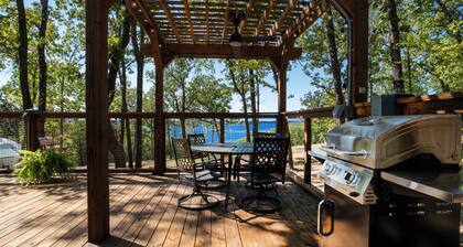 Falling Stars at Bull Shoals Lake