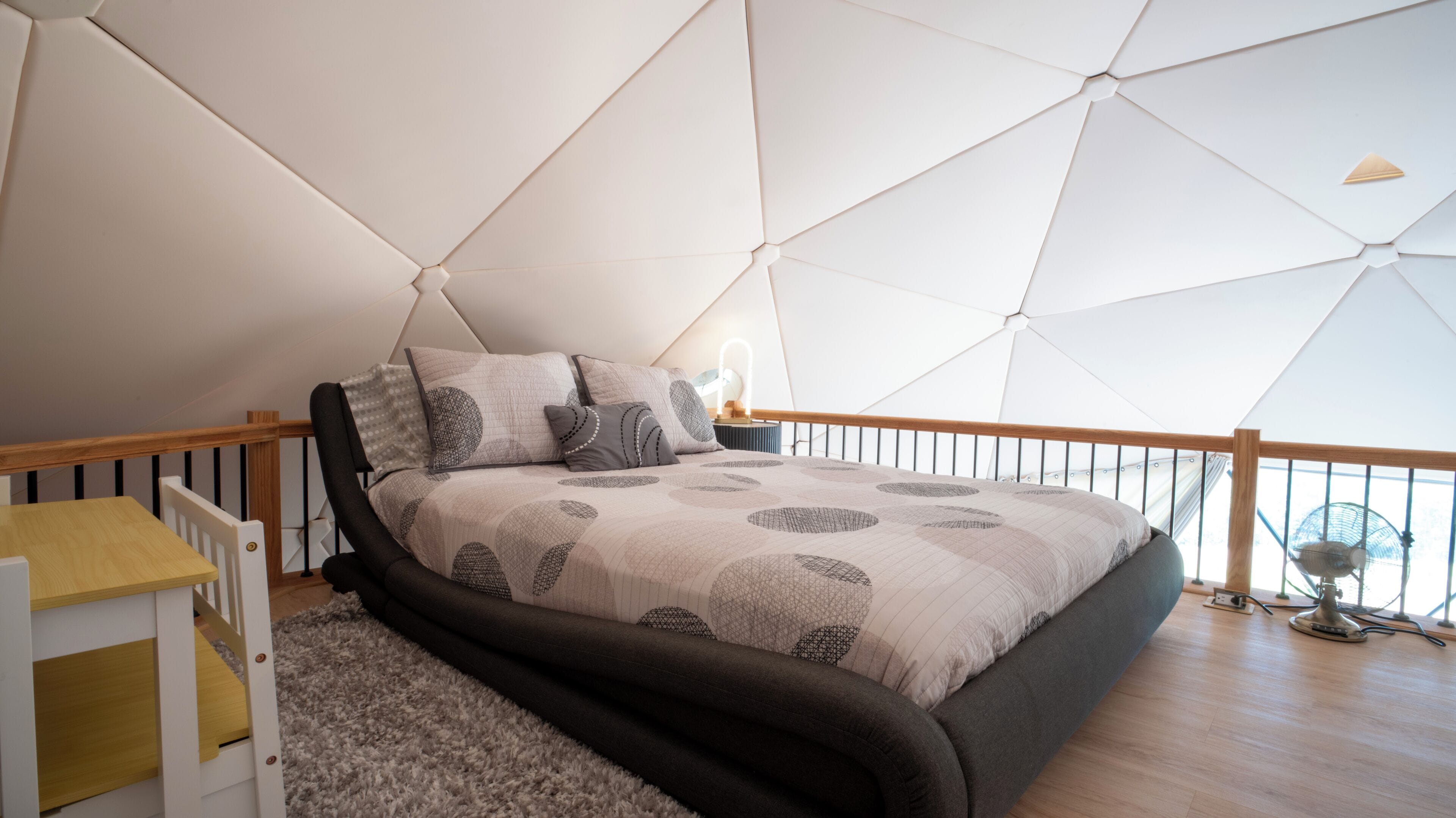 Luxury dome, lake view | Laptop workspace, free WiFi, bed sheets