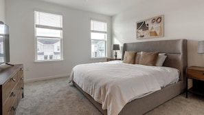 3 chambres, bureau, fer et planche à repasser, Wi-Fi