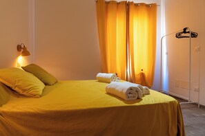 Departamento Deluxe, para no fumadores, vista al patio | Tabla de planchar con plancha y wifi gratis 