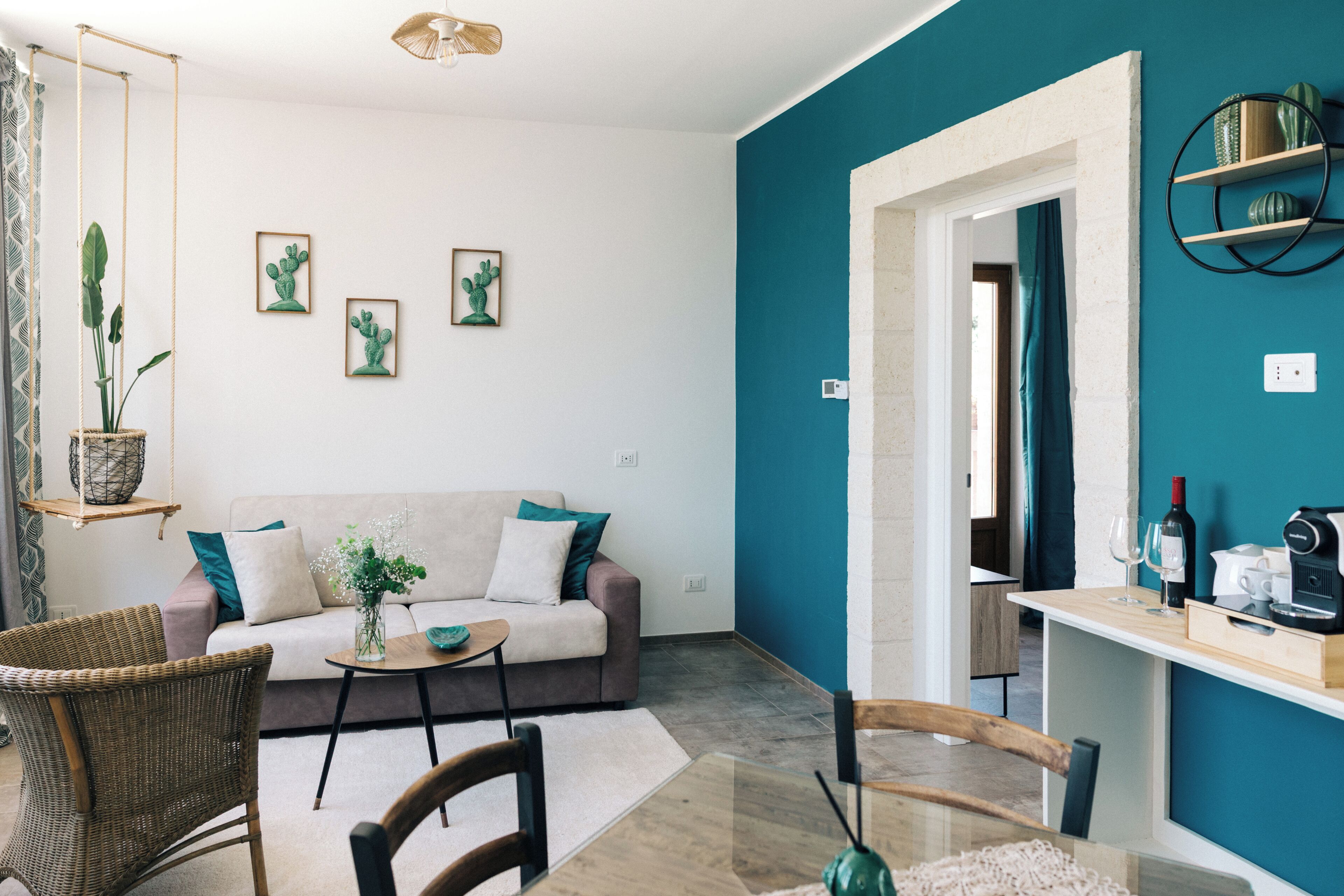 Apartment, 1 Queen Bed with Sofa bed, Pool Access, Courtyard View | Living area | 32-inch Smart TV with cable channels, books