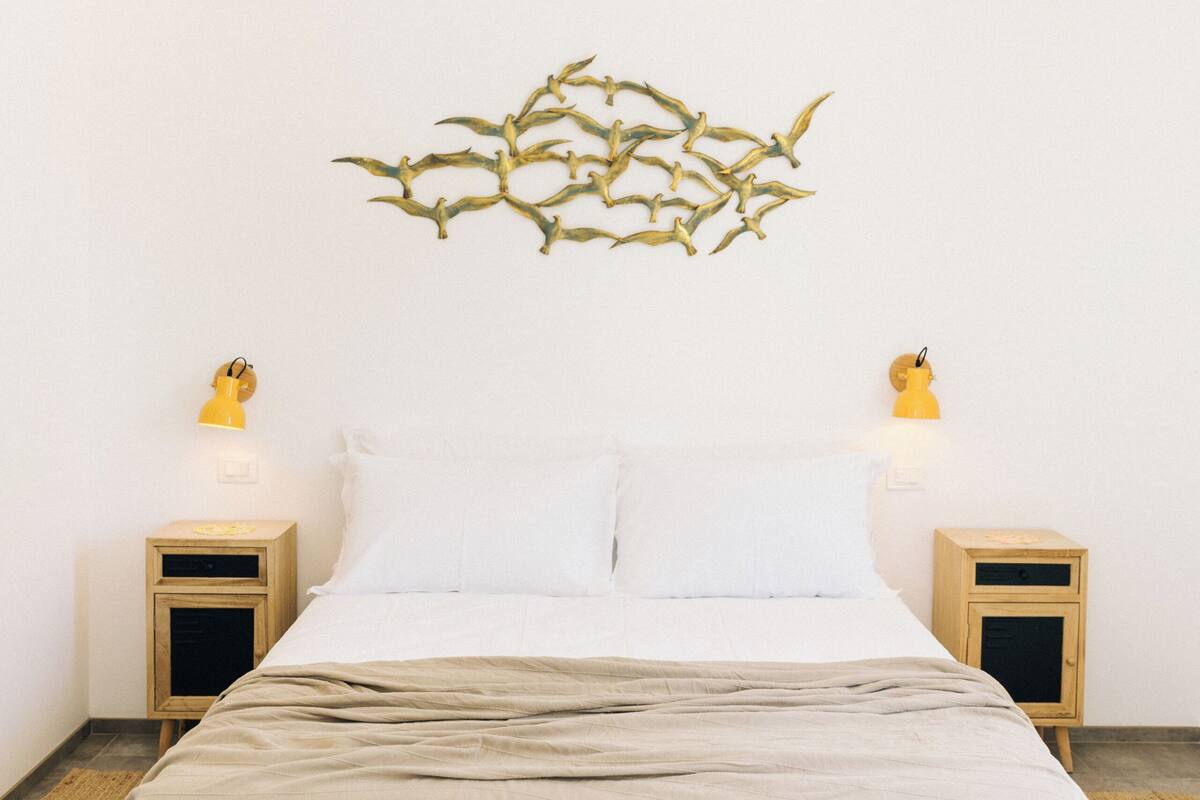 Apartment, 1 Queen Bed with Sofa bed, Pool Access, Hill View | Blackout drapes, iron/ironing board (on request), cribs (surcharge)