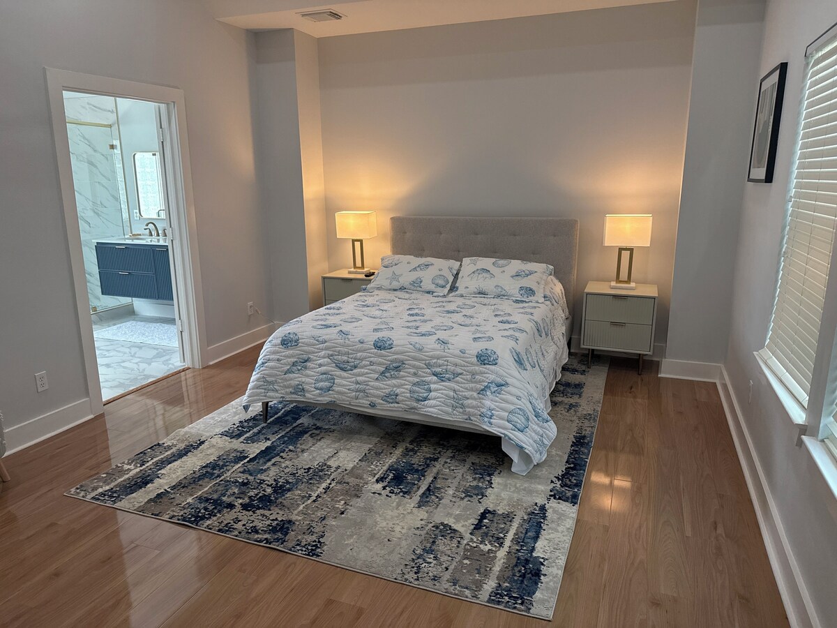 Photo 18 of Charming 2-bedroom townhome with WiFi, AC in amazing Houston