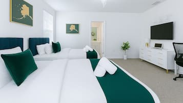Habitación cuádruple familiar, 2 camas matrimoniales, para no fumadores, baño privado | Ropa de cama hipoalergénica, wifi gratis y ropa de cama