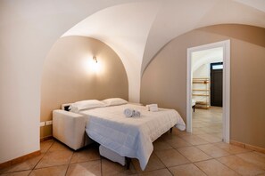 1 bedroom, iron/ironing board