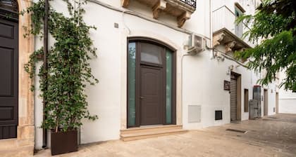 GuestHost - Zephyr Stays - New Apartment X4