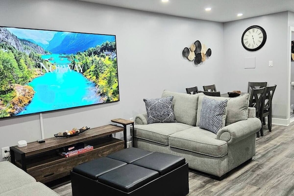 House, City View | Living area