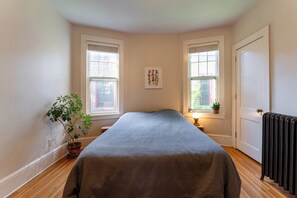 3 Schlafzimmer, Bügeleisen/Bügelbrett, WLAN, Bettwäsche