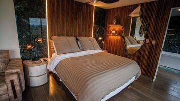 Deluxe Chalet, Valley View | Premium bedding, laptop workspace, WiFi (free)