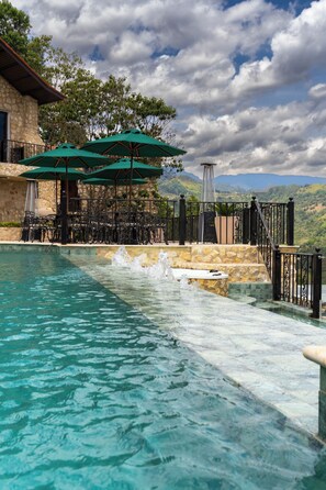 Pool - La Colina resort (La Vega)