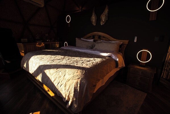 Deluxe Suite, Valley View | Premium bedding, laptop workspace, WiFi (free) - La Colina resort (La Vega)