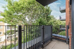 Apartment, Accessible | 2 bedrooms, Internet