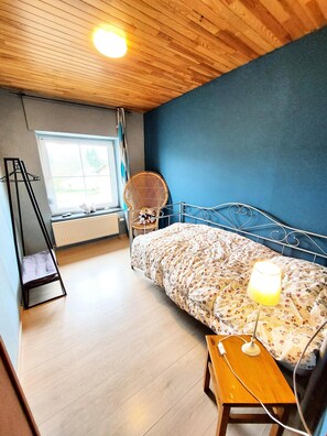 4 Schlafzimmer, Bügeleisen/Bügelbrett, WLAN