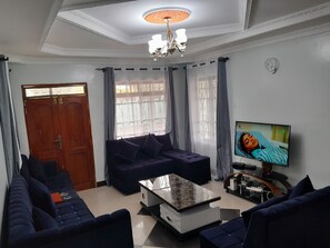 Apartamento standard | Área de estar