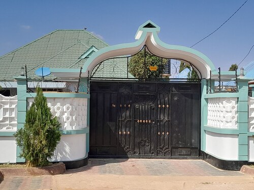 HERINA HOME & APARTMENT