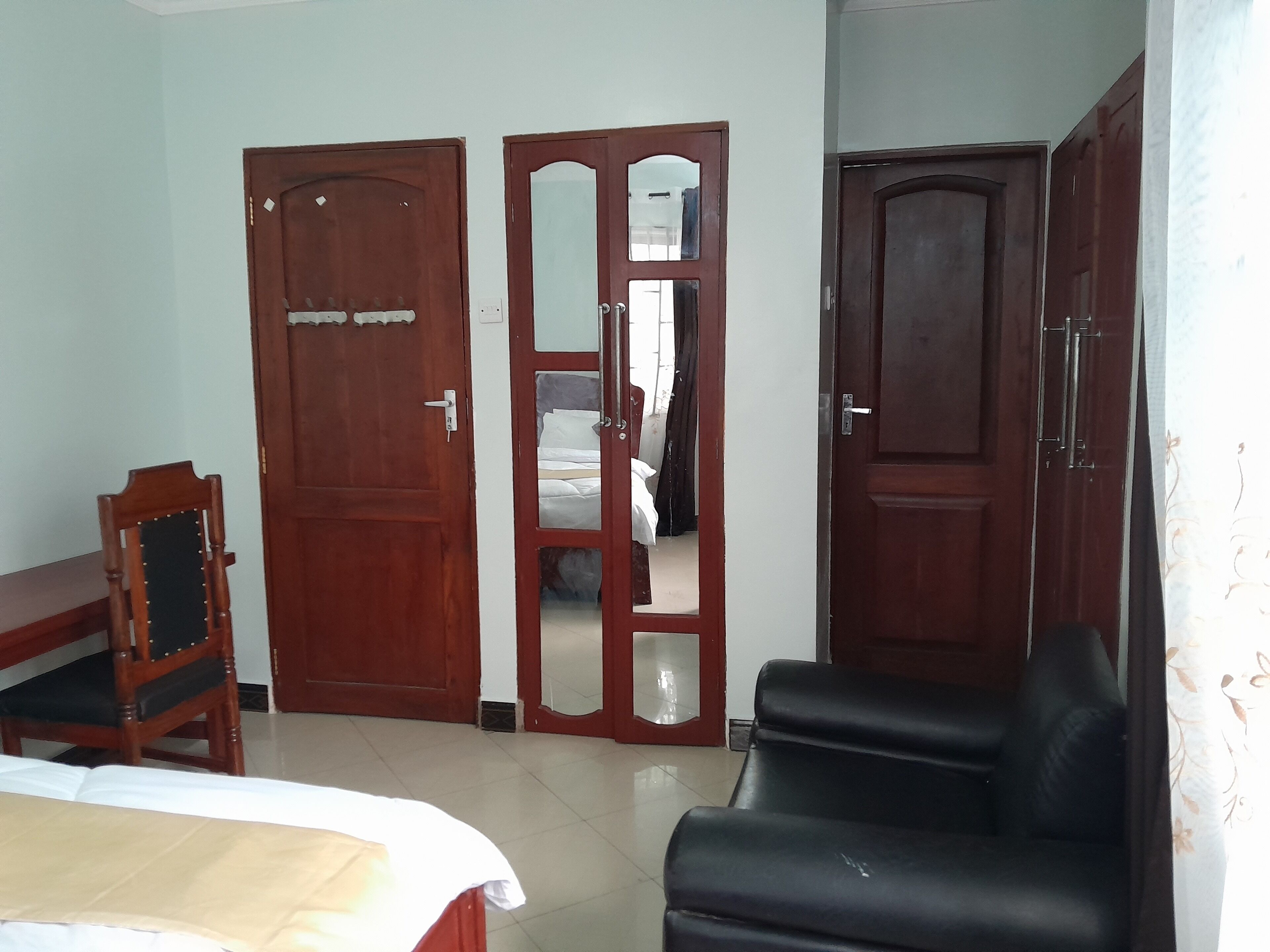 Deluxe Double Room, Garden View | Desk, laptop workspace, free WiFi