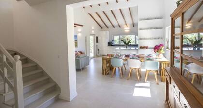 Quinta do Vale Longo - Private Villa with Pool & Jacuzzi, BBQ & Pizzaoven