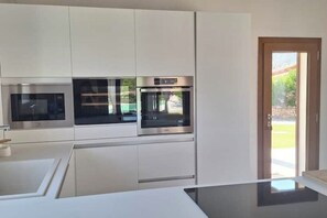 Microwave, oven, dishwasher